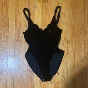 Vintage 90’s velvet leotard